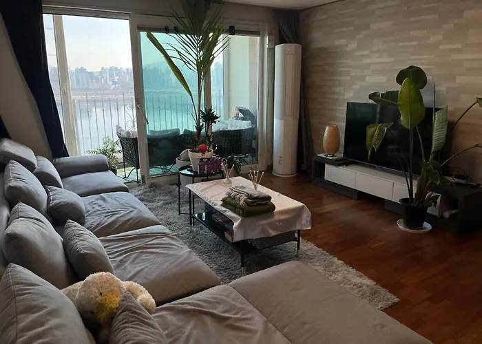 Apartment Un Village With River View, Seoul, Free Parking, Hannam *