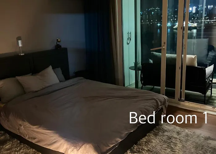 Un Village With River View, Seoul, Free Parking, Hannam Apartment *