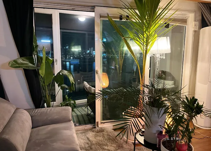 Un Village With River View, Seoul, Free Parking, Hannam Apartment