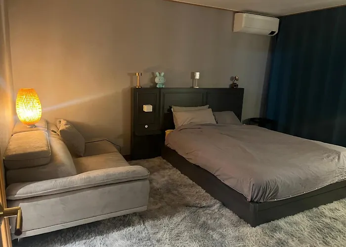 Un Village With River View, Seoul, Free Parking, Hannam Apartment *