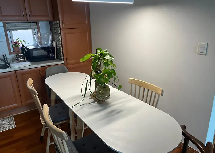 Un Village With River View, Seoul, Free Parking, Hannam * Seoul